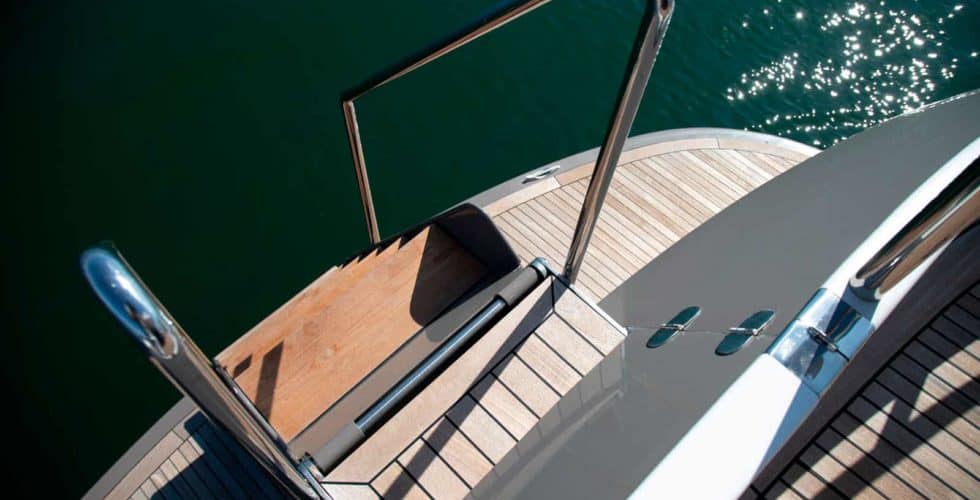 Witsen-and-vis-33m-Yacht-Swim-Platform
