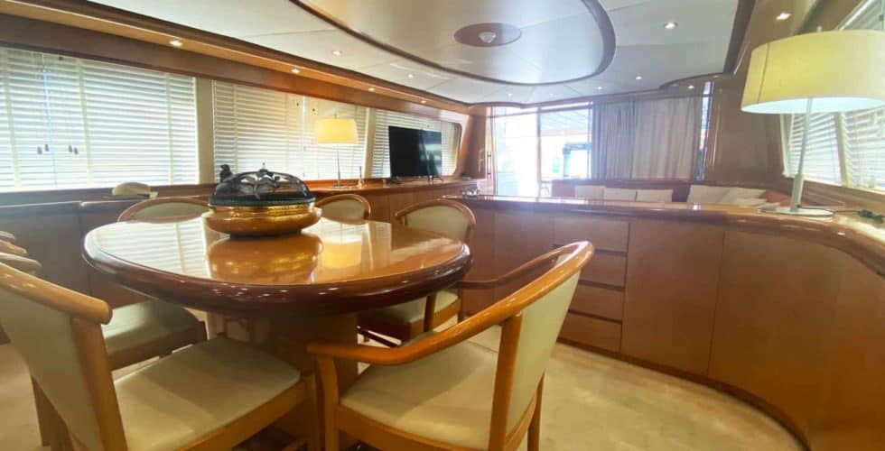 Falcon-86-Motor-Yacht-Dining-Table-details
