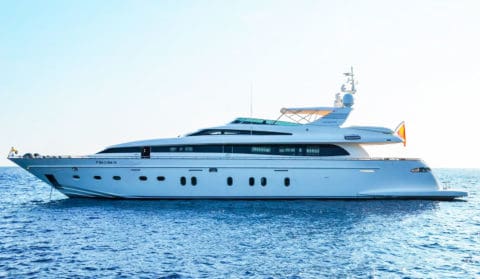 Bertona-Canados-116-Motor-Yacht-profile
