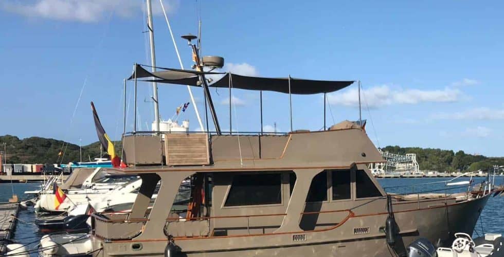 Gypsy-Island-36-Motor-Yacht-Exterior-Profile