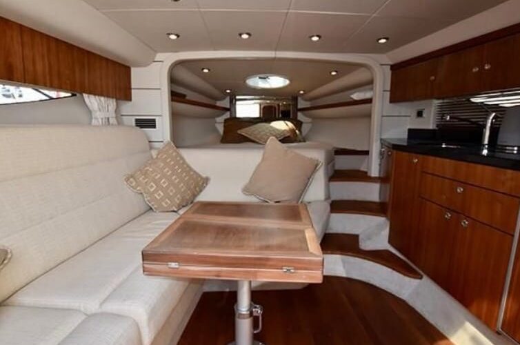 Sunseeker Superhawk 43 Motor Yacht - Interior - Salon