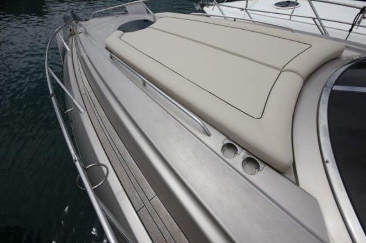 Motor Yacht - Sunseeker Superhawk 43- Sunbathing area - Fore deck