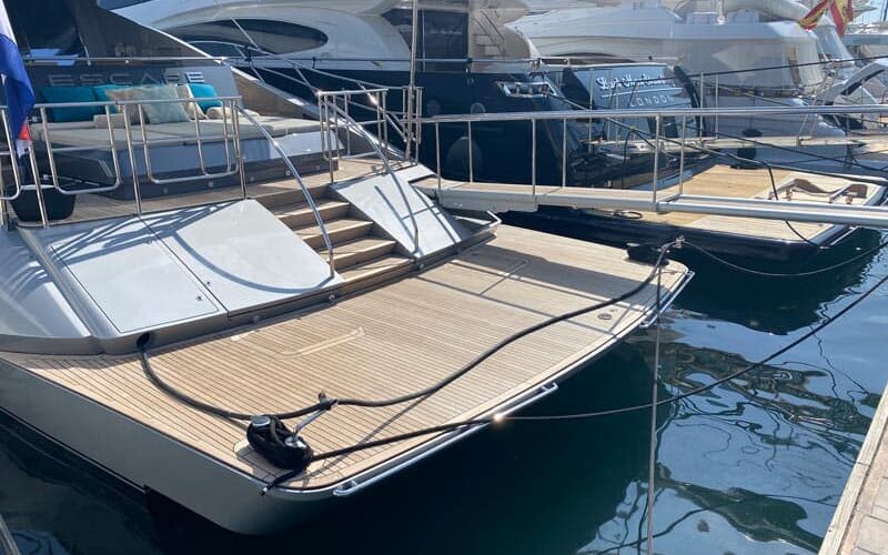 Palmer-Johnson-PJ120-Motor-yacht-Swim-Platform